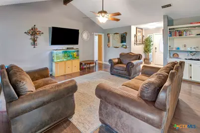 206 Fleetwood Drive, Victoria, TX 77901 - Photo 4