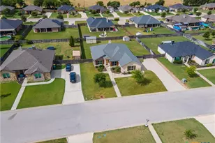 109 Inwood Dr, Gatesville, TX 76528 - Photo 40