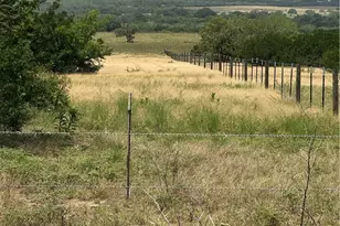627 Ochoa, Nordheim, TX 78141 - Photo 2