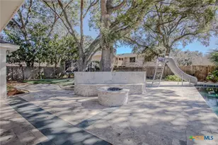 303 Turtle Rock Dr, Victoria, TX 77904 - Photo 36