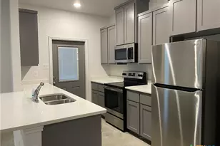 318 Dolphin Dr, Temple, TX 76501 - Photo 6