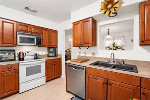 9622 Covey Bridge Ln, Austin, TX 78758 - Photo 6