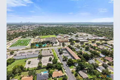 9622 Covey Bridge Ln, Austin, TX 78758 - Photo 34