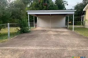 1518 S 37th St, Temple, TX 76504 - Photo 8