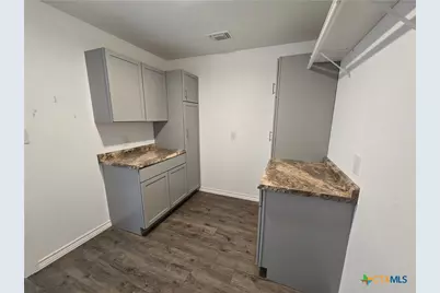 972 Booneville Avenue, New Braunfels, TX 78130 - Photo 12