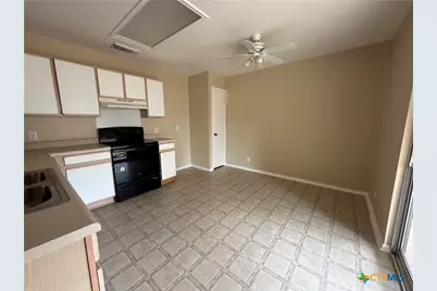 3406 Sante Fe Trail, Seguin, TX 78155 - Photo 8