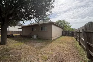 3406 Sante Fe Trail, Seguin, TX 78155 - Photo 18