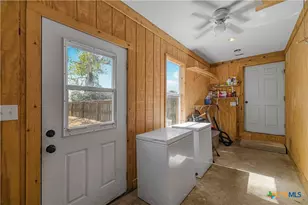 4526 E State Hwy 111, Yoakum, TX 77995 - Photo 14