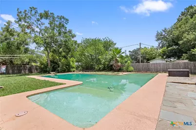 106 Aberdeen Street, Victoria, TX 77904 - Photo 34