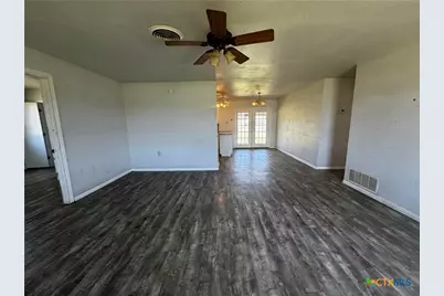 598 US Hwy 84 W, Evant, TX 76525 - Photo 4