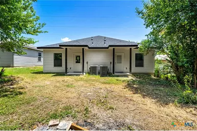 814 S 22nd Street, Temple, TX 76501 - Photo 4