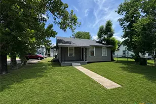 1314 E Power Ave, Victoria, TX 77901 - Photo 1