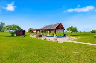 273 Shannon Valley Dr, Victoria, TX 77904 - Photo 40