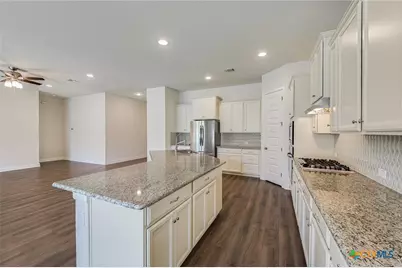 230 Sigel Avenue, New Braunfels, TX 78132 - Photo 8