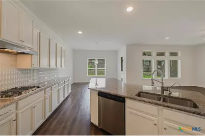 230 Sigel Avenue, New Braunfels, TX 78132 - Photo 12