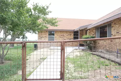 707 Old Seguin Luling, Seguin, TX 78155 - Photo 2