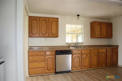 707 Old Seguin Luling, Seguin, TX 78155 - Photo 10