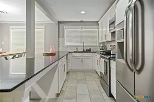 554 Brookhollow Dr, Port Lavaca, TX 77979 - Photo 12