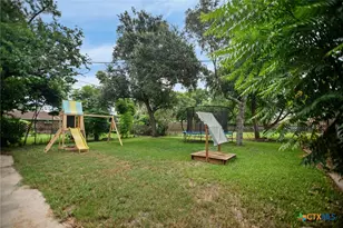 554 Brookhollow Dr, Port Lavaca, TX 77979 - Photo 32