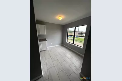 1601 Meadowview Drive, Port Lavaca, TX 77979 - Photo 4