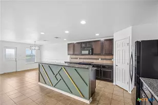 9302 Bowfield Dr, Killeen, TX 76542 - Photo 8