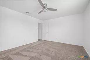 9302 Bowfield Dr, Killeen, TX 76542 - Photo 28
