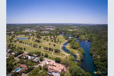 695 W Klingemann Street, New Braunfels, TX 78130 - Photo 6