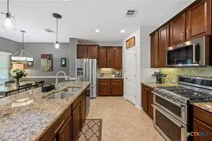 741 Wiltshire Dr, Hutto, TX 78634 - Photo 16