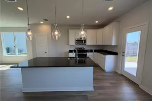 6906 McGregor Loop, Killeen, TX 76549 - Photo 6