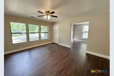 301 N 21st Street, Temple, TX 76504 - Photo 8