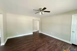 301 N 21st St, Temple, TX 76504 - Photo 6