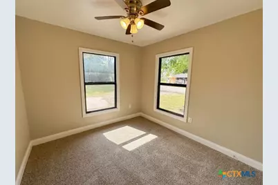 301 N 21st Street, Temple, TX 76504 - Photo 14