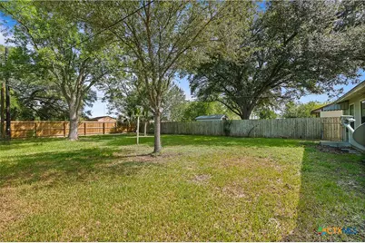 205 Sandra Street, Edna, TX 77957 - Photo 12