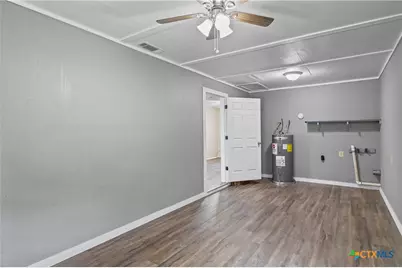 205 Sandra Street, Edna, TX 77957 - Photo 10