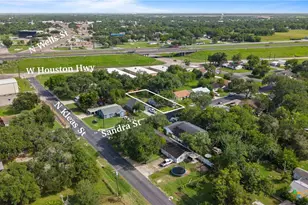 205 Sandra St, Edna, TX 77957 - Photo 20