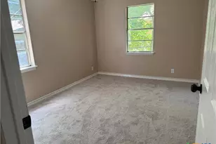 909 W Munroe Ave, Temple, TX 76501 - Photo 8