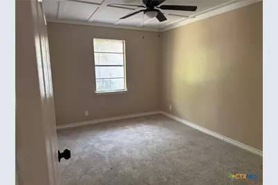 909 W Munroe Avenue, Temple, TX 76501 - Photo 8