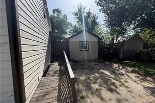 103 S Walnut St, Lampasas, TX 76550 - Photo 14