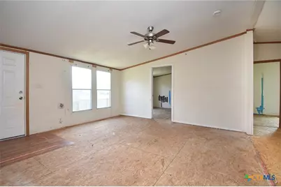 811 E Mesquite Lane, Victoria, TX 77901 - Photo 2