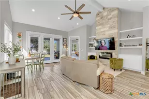824 Woodland Hills Dr, Marble Falls, TX 78654 - Photo 16