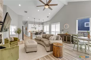 824 Woodland Hills Dr, Marble Falls, TX 78654 - Photo 18