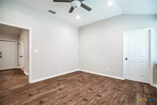 801 & 803 S Main St, Victoria, TX 77901 - Photo 2