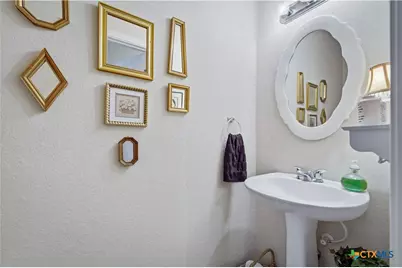767 San Luis, New Braunfels, TX 78132 - Photo 18