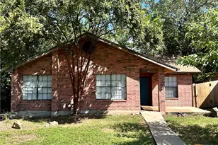 209 Orchard St, San Marcos, TX 78666 - Photo 2