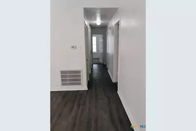 209 Orchard Street, San Marcos, TX 78666 - Photo 8