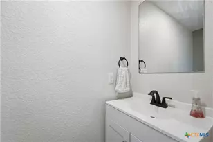 2931 Whinchat, New Braunfels, TX 78130 - Photo 8
