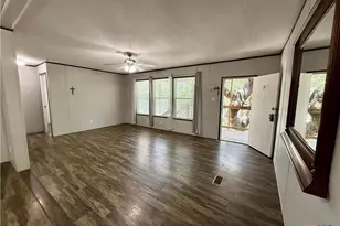 167 Deer Ln, New Braunfels, TX 78130 - Photo 2