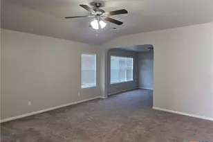 423 Wrought Iron Dr, Harker Heights, TX 76548 - Photo 10