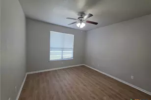 423 Wrought Iron Dr, Harker Heights, TX 76548 - Photo 6