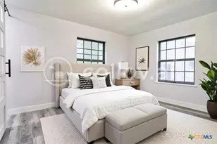 1225 W Coll St, New Braunfels, TX 78130 - Photo 22